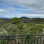 Sofia's Bella Vista Pagoi *