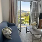 Sofia's Bella Vista Pagoi * Agios Georgios Pagon