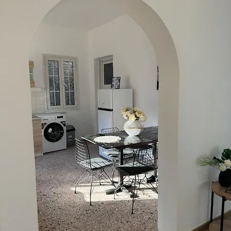 Sofia's Bella Vista Pagoi