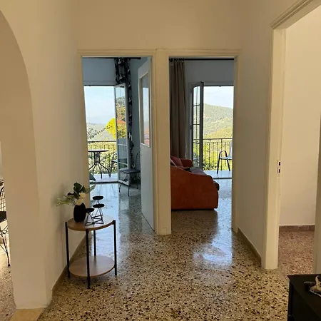 Apartment Sofia's Bella Vista Pagoi