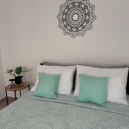 Sofia's Bella Vista Pagoi * آغيوس غيوريوس باغون