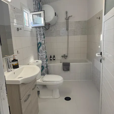 Sofia's Bella Vista Pagoi *