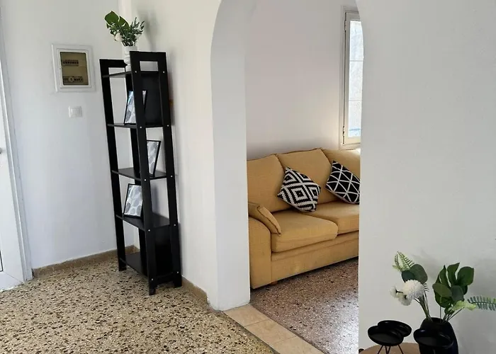 Sofia's Bella Vista Pagoi شقة