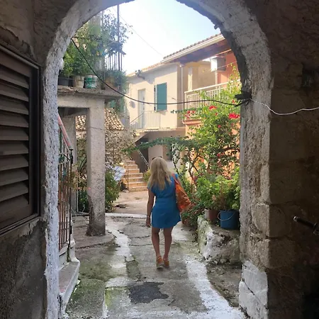 Sofia's Bella Vista Pagoi Apartmán Agios Georgios Pagon