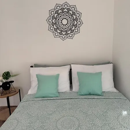 Sofia's Bella Vista Pagoi Apartmán