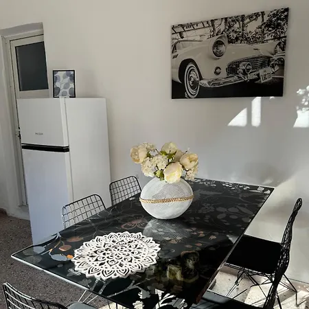 Sofia's Bella Vista Pagoi *