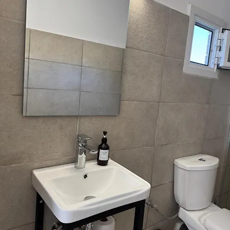 Sofia's Bella Vista Pagoi Apartmán *